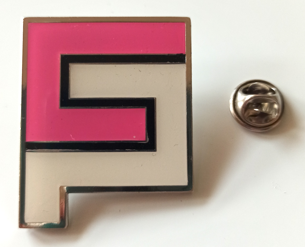 Big lapel pin Big lapel pin